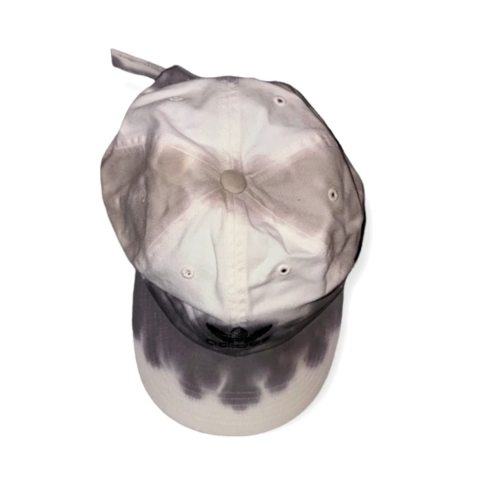 Strapback cap - Picture 3 of 5